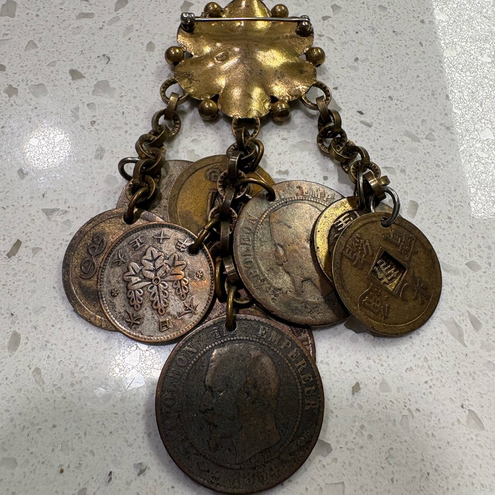 Antique Coin Brooch - Picture 5 of 7